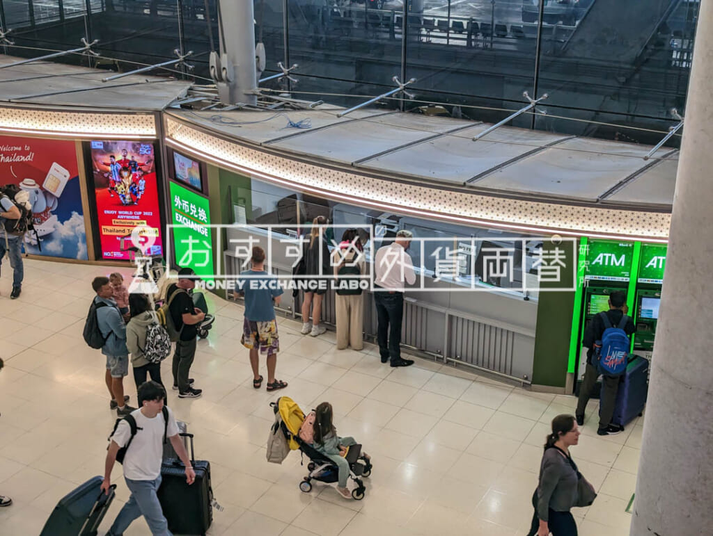 スワンナプーム空港　到着ロビー