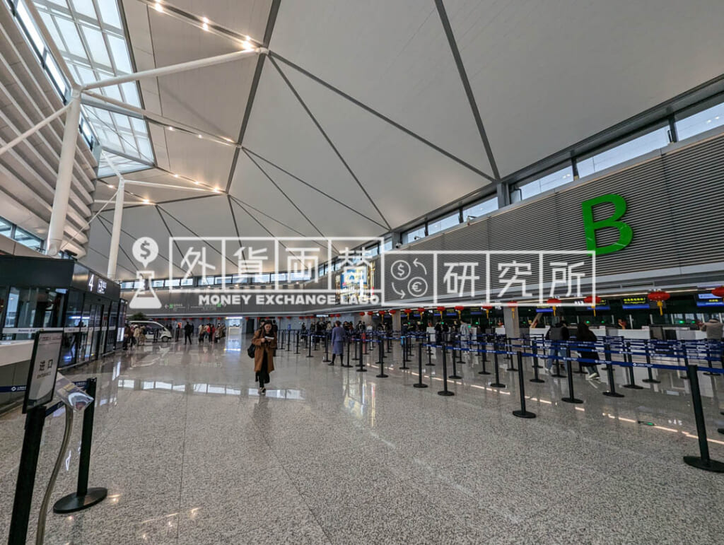 上海虹橋空港 2階出発ロビー